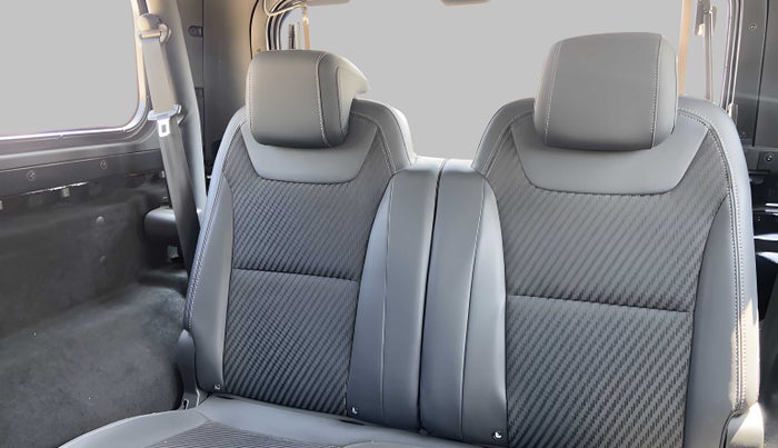 2021 Mahindra Thar LX PETROL HT 4WD AT, Petrol, Automatic, 13,277 km, Right Side Rear Door Cabin