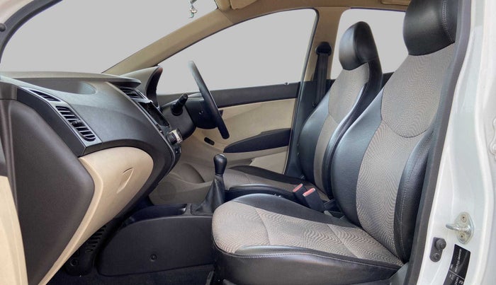 2016 Hyundai Eon MAGNA +, Petrol, Manual, 47,244 km, Right Side Front Door Cabin