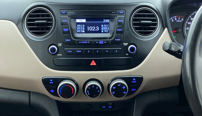 2016 Hyundai Grand i10 ASTA (O) 1.2 KAPPA VTVT, Petrol, Manual, 1,00,058 km, Air Conditioner