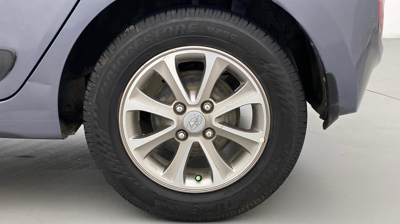 2016 Hyundai Grand i10 ASTA (O) 1.2 KAPPA VTVT, Petrol, Manual, 1,00,058 km, Left Rear Wheel