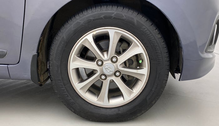 2016 Hyundai Grand i10 ASTA (O) 1.2 KAPPA VTVT, Petrol, Manual, 1,00,058 km, Right Front Wheel