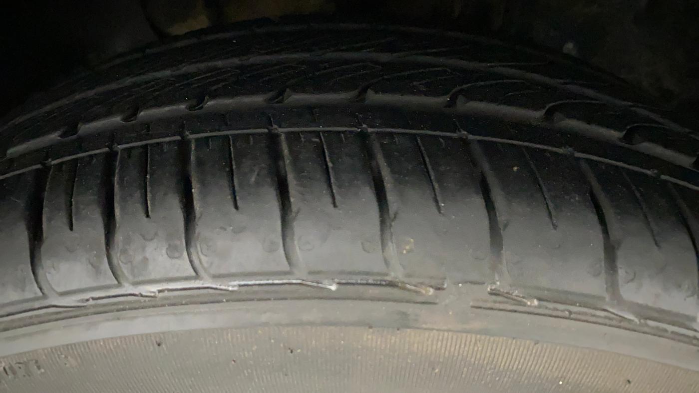 2021 Tata TIGOR XZ PLUS 1.2 REVOTRON, Petrol, Manual, 7,268 km, Right Front Tyre Tread