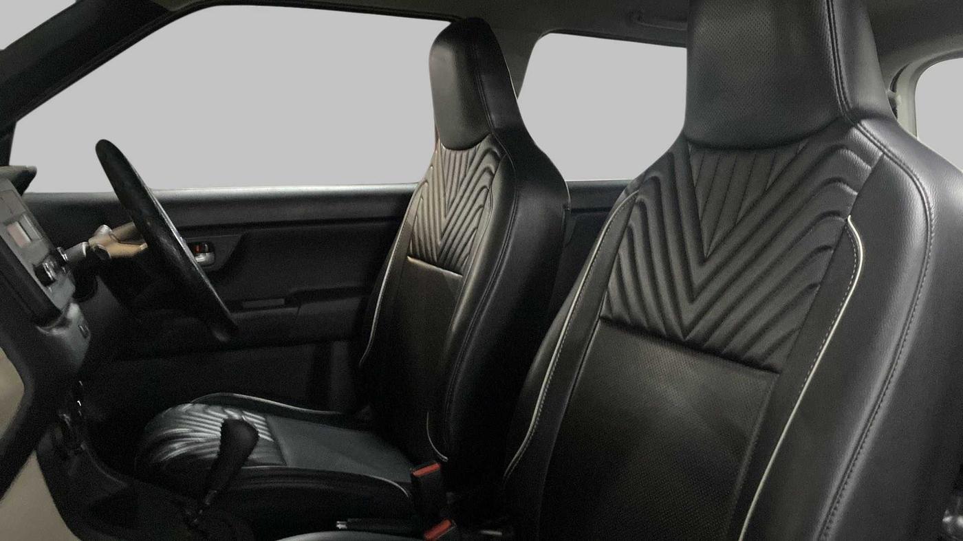 2019 Maruti New Wagon-R VXI 1.0 AMT, Petrol, Automatic, 35,072 km, Right Side Front Door Cabin