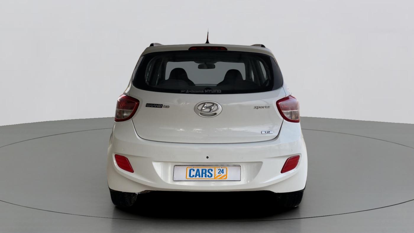 2016 Hyundai Grand i10 SPORTZ 1.2 KAPPA VTVT, Petrol, Manual, 30,616 km, Back/Rear
