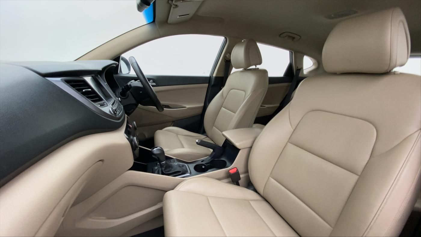 2018 Hyundai Tucson 2WD AT GL DIESEL
, Diesel, Automatic, 26,548 km, Right Side Front Door Cabin