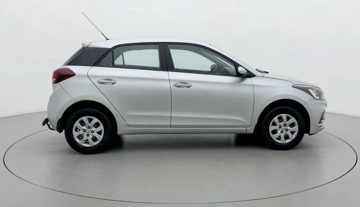 2018 Hyundai Elite i20 SPORTZ 1.2, Petrol, Manual, 97,435 km, Right Side View