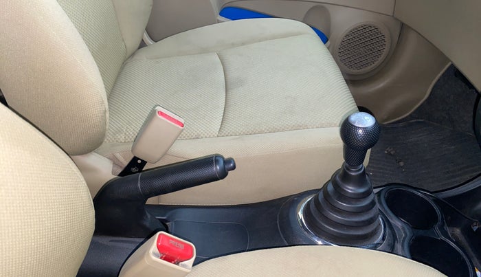 2013 Honda Brio S MT, Petrol, Manual, 54,453 km, Gear Lever