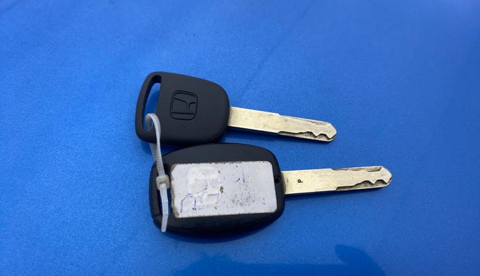 2013 Honda Brio S MT, Petrol, Manual, 54,453 km, Key Close Up