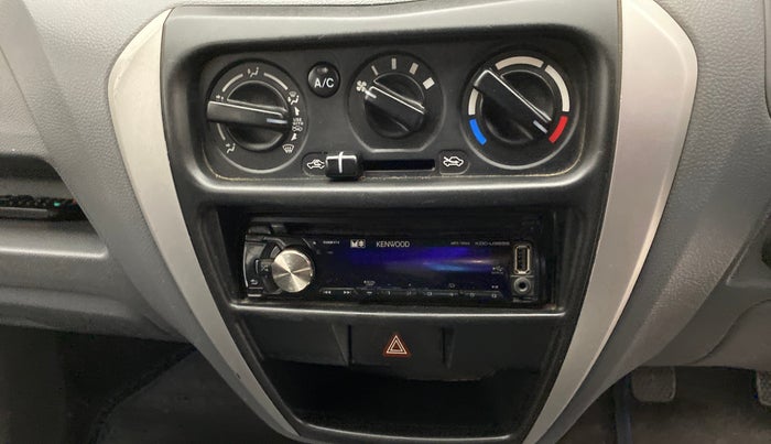 2015 Maruti Alto 800 LXI, Petrol, Manual, 43,752 km, AC Unit - Directional switch has minor damage