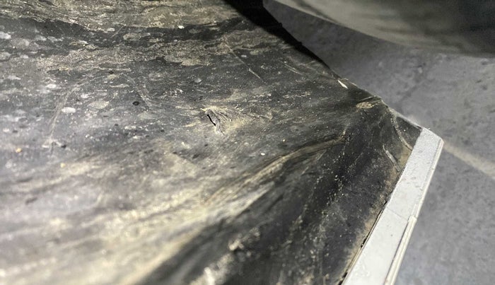 2022 Tata TIGOR XZ CNG, CNG, Manual, 26,757 km, Left fender - Lining loose