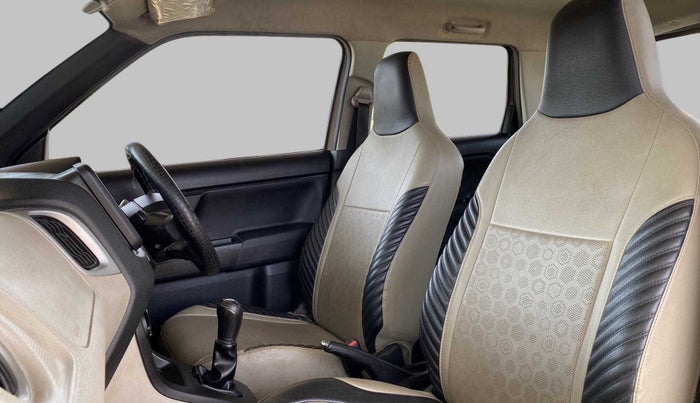 2019 Maruti New Wagon-R ZXI 1.2, Petrol, Manual, 31,380 km, Right Side Front Door Cabin