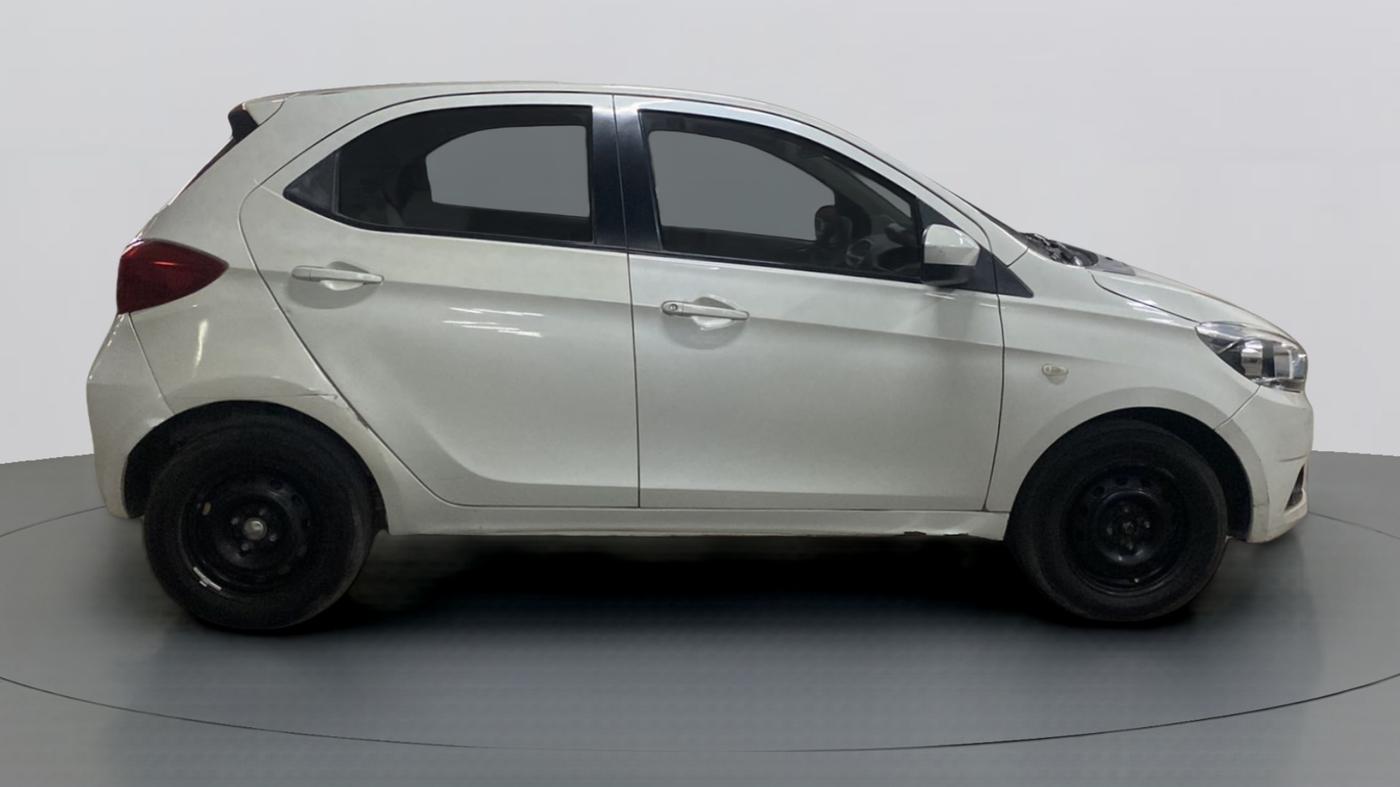 2016 Tata Tiago XT 1.05 REVOTORQ, Diesel, Manual, 95,286 km, Right Side View