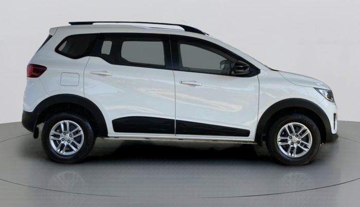 2022 Renault TRIBER 1.0 RXT, Petrol, Manual, 7,327 km, Right Side View