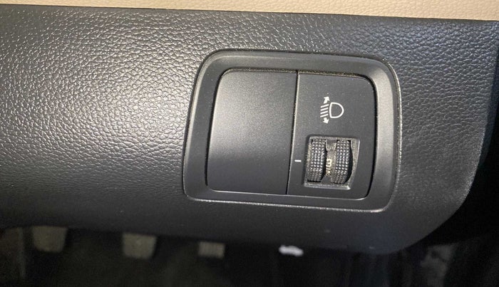 2017 Hyundai Elite i20 SPORTZ 1.2, Petrol, Manual, 44,207 km, Dashboard - Headlight height adjustment not working
