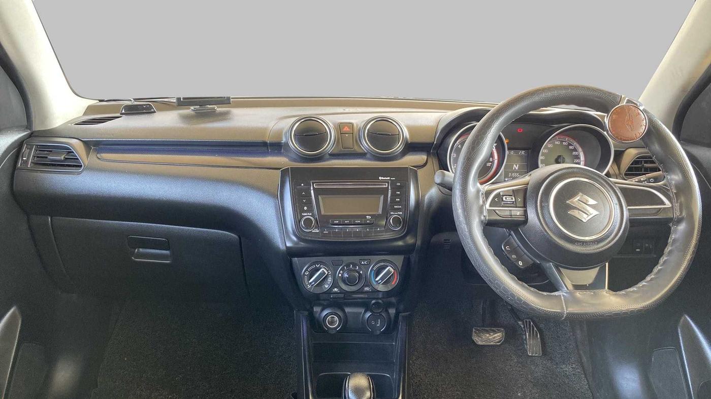 2018 Maruti Swift VXI AMT, Petrol, Automatic, 31,531 km, Dashboard