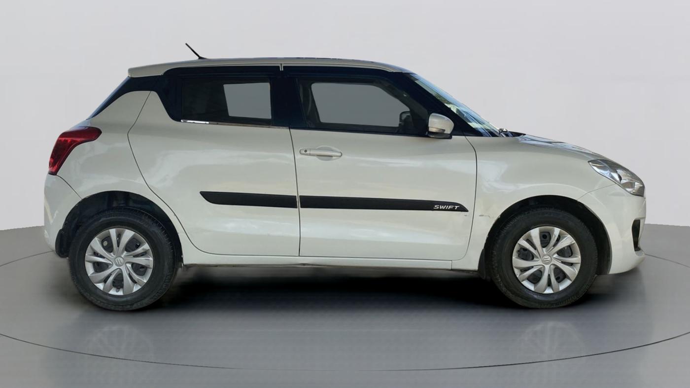 2018 Maruti Swift VXI AMT, Petrol, Automatic, 31,531 km, Right Side View