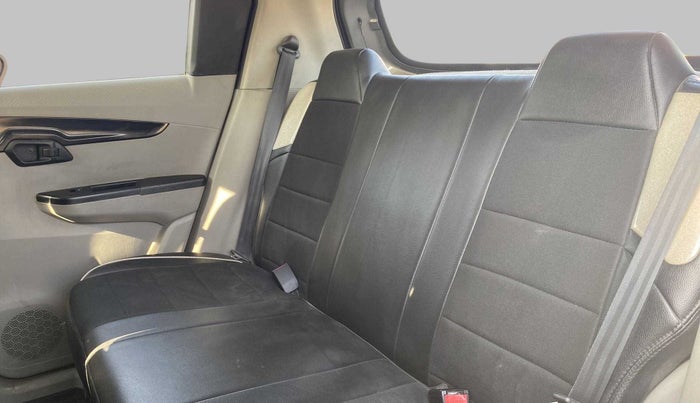 2017 Mahindra Kuv100 K4+ D 6 STR, Diesel, Manual, 78,000 km, Right Side Rear Door Cabin