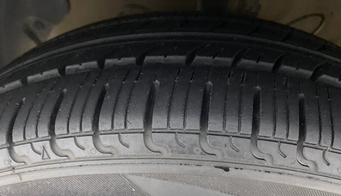 2019 Hyundai NEW SANTRO SPORTZ MT, Petrol, Manual, 44,309 km, Left Front Tyre Tread
