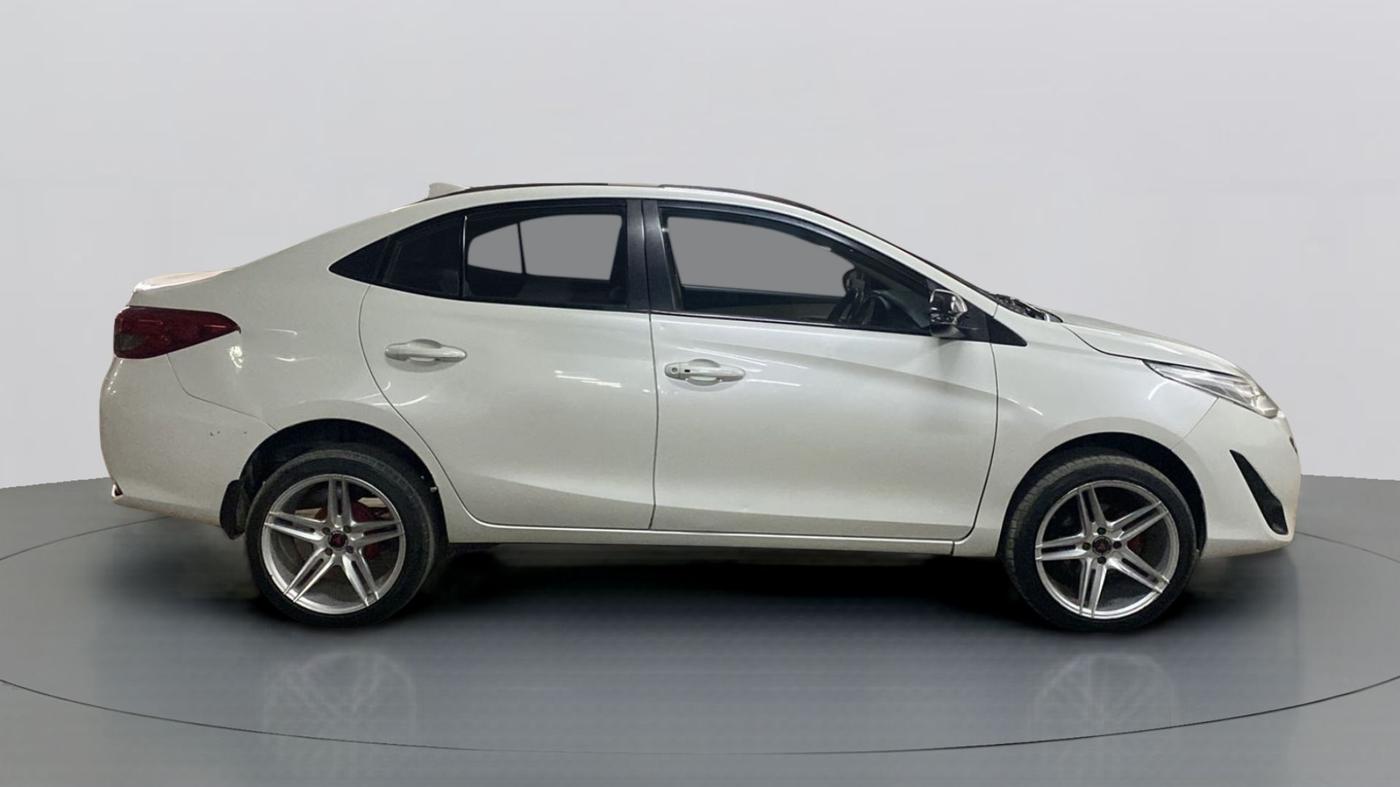 2018 Toyota YARIS G MT, Petrol, Manual, 90,619 km, Right Side View