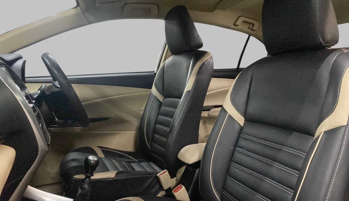 2018 Toyota YARIS G MT, Petrol, Manual, 90,619 km, Right Side Front Door Cabin