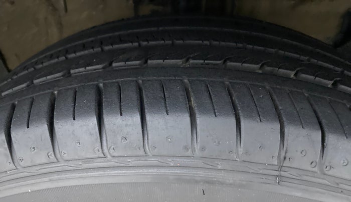 2020 KIA SELTOS HTK PLUS 1.5 PETROL, Petrol, Manual, 17,088 km, Right Front Tyre Tread