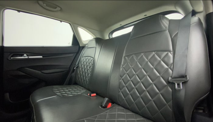 2020 KIA SELTOS HTK PLUS 1.5 PETROL, Petrol, Manual, 17,088 km, Right Side Rear Door Cabin