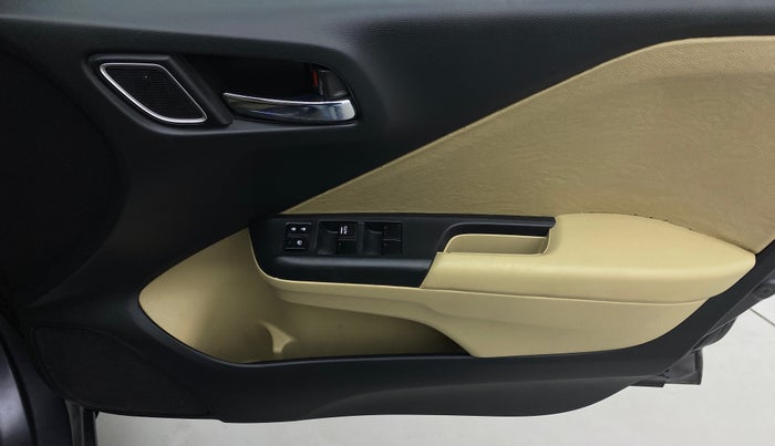 2017 Honda City 1.5L I-VTEC V MT, Petrol, Manual, 79,101 km, Driver Side Door Panels Control