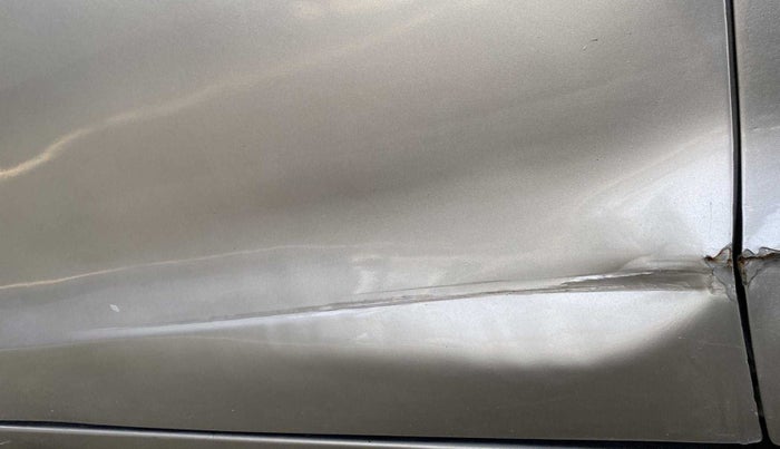2016 Maruti Baleno DELTA PETROL 1.2, Petrol, Manual, 62,115 km, Front passenger door - Slightly dented