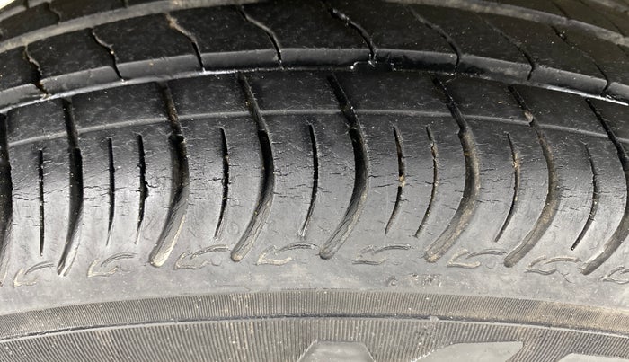 2020 Maruti S PRESSO VXI, Petrol, Manual, 42,101 km, Right Rear Tyre Tread