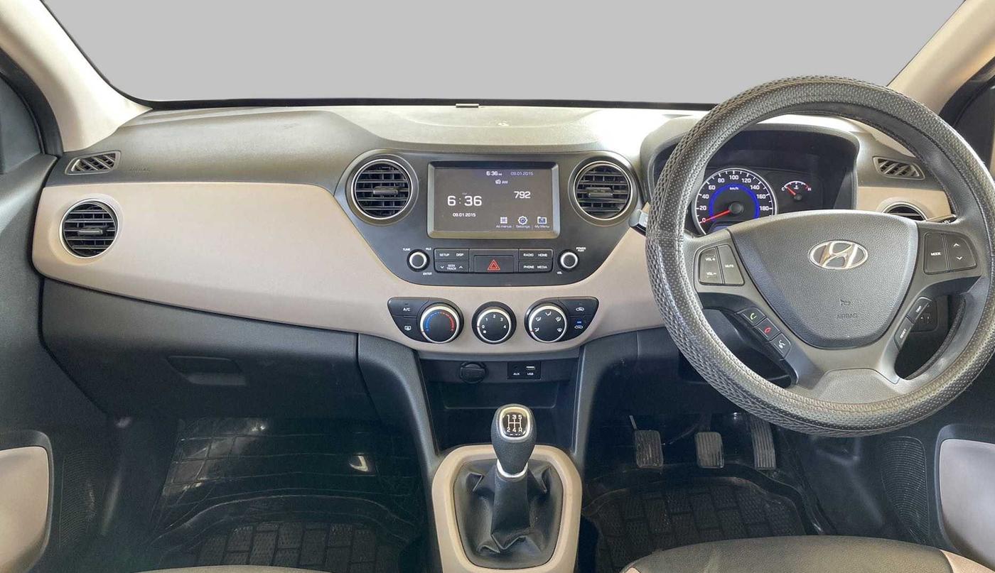 2019 Hyundai Grand i10 SPORTZ 1.2 KAPPA VTVT, Petrol, Manual, 14,091 km, Dashboard