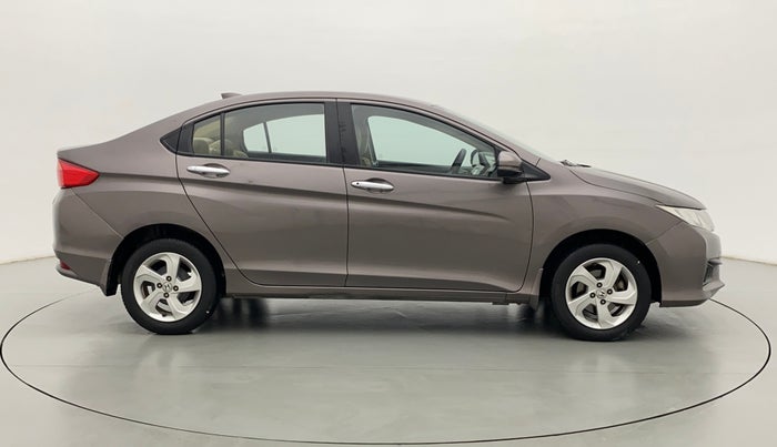 2016 Honda City V MT PETROL, Petrol, Manual, 33,591 km, Right Side View