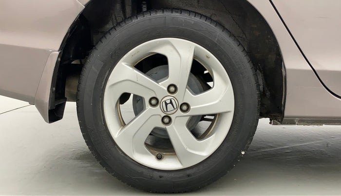 2016 Honda City V MT PETROL, Petrol, Manual, 33,591 km, Right Rear Wheel