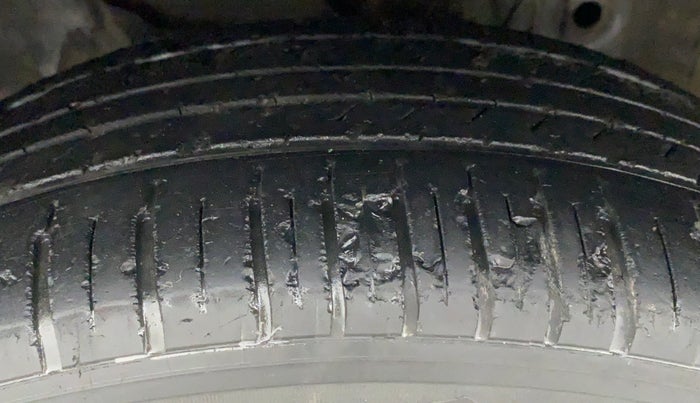 2016 Honda City V MT PETROL, Petrol, Manual, 33,591 km, Left Front Tyre Tread