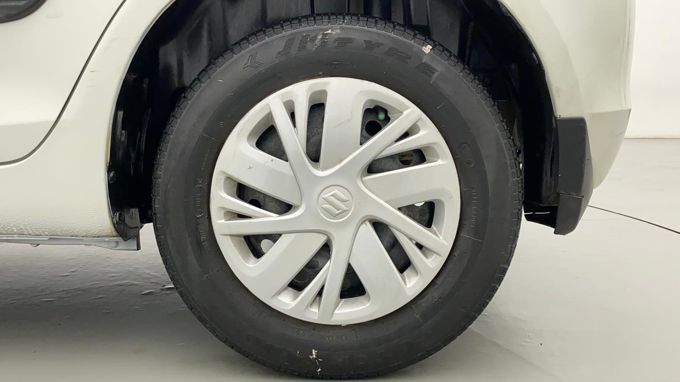 2015 Maruti Swift VXI, Petrol, Manual, 78,709 km, Left Rear Wheel