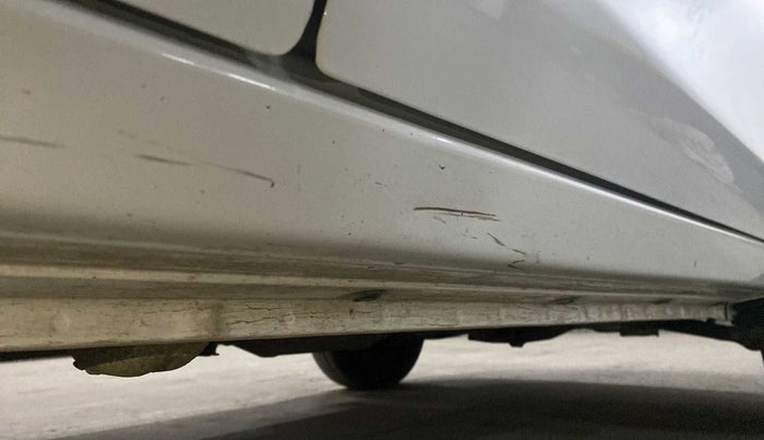 2021 Maruti Alto LXI O, Petrol, Manual, 18,043 km, Right running board - Minor scratches