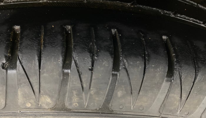 2020 KIA SONET GTX PLUS 1.0 DCT, Petrol, Automatic, 34,802 km, Left Rear Tyre Tread