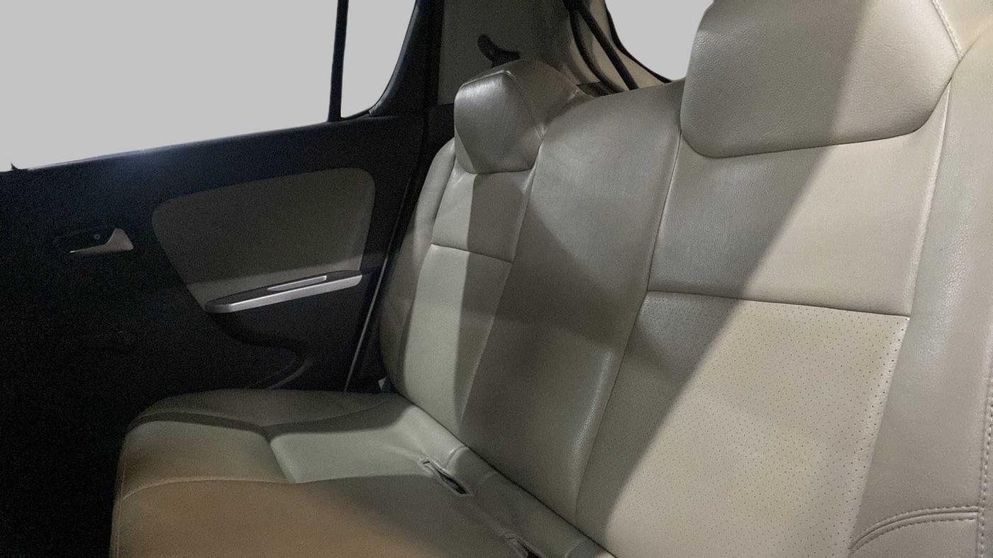 2017 Maruti Alto K10 VXI (O) AMT, Petrol, Automatic, 24,707 km, Right Side Rear Door Cabin