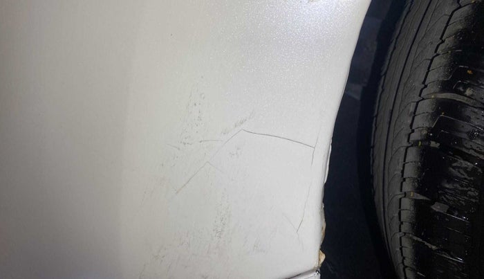 2016 Maruti Baleno DELTA PETROL 1.2, CNG, Manual, 64,250 km, Right quarter panel - Minor scratches