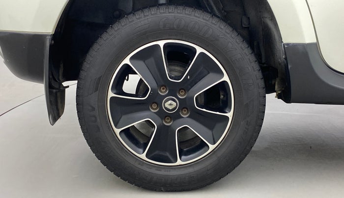 2016 Renault Duster RXZ AMT 110 PS, Diesel, Automatic, 93,272 km, Right Rear Wheel