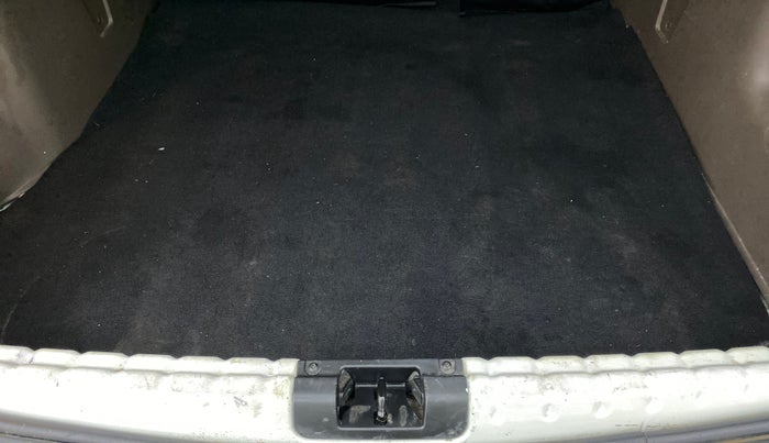 2016 Renault Duster RXZ AMT 110 PS, Diesel, Automatic, 93,272 km, Boot Inside