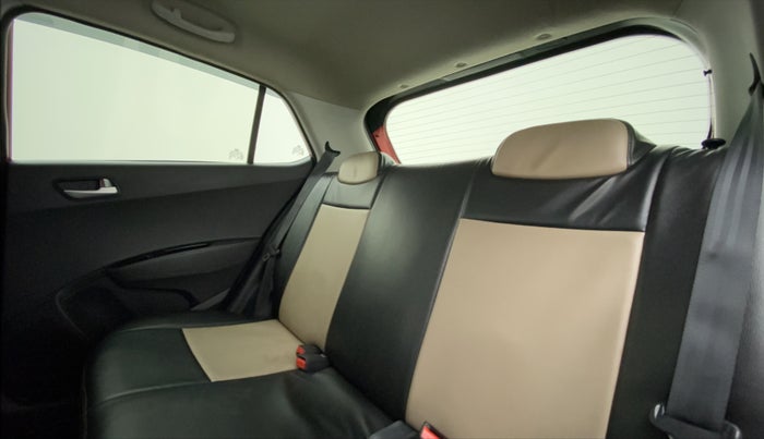 2018 Hyundai Grand i10 SPORTZ 1.2 KAPPA VTVT DUAL TONE, Petrol, Manual, 38,675 km, Right Side Rear Door Cabin