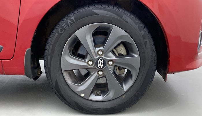 2018 Hyundai Grand i10 SPORTZ 1.2 KAPPA VTVT DUAL TONE, Petrol, Manual, 38,675 km, Right Front Wheel