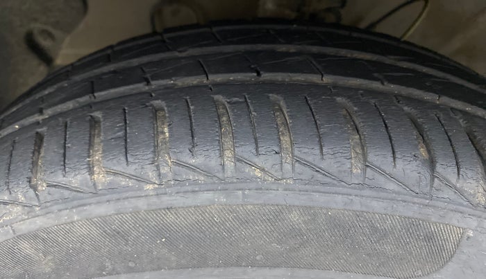 2019 Hyundai NEW SANTRO MAGNA, Petrol, Manual, 20,851 km, Left Front Tyre Tread