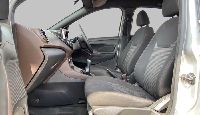 2018 Ford FREESTYLE TITANIUM 1.2 TI-VCT MT, Petrol, Manual, 78,929 km, Right Side Front Door Cabin