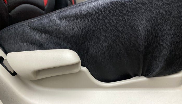 2018 Maruti Celerio ZXI, Petrol, Manual, 32,346 km, Driver Side Adjustment Panel