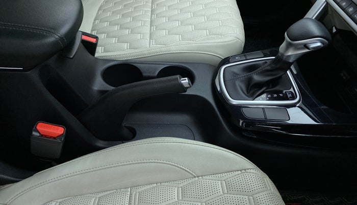 2020 KIA SELTOS HTX AT PETROL, Petrol, Automatic, 15,295 km, Gear Lever
