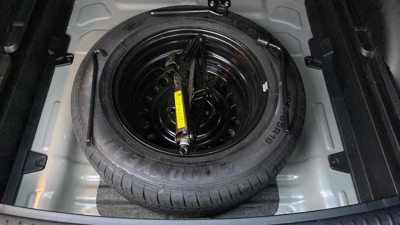 2020 KIA SELTOS HTX AT PETROL, Petrol, Automatic, 15,295 km, Spare Tyre