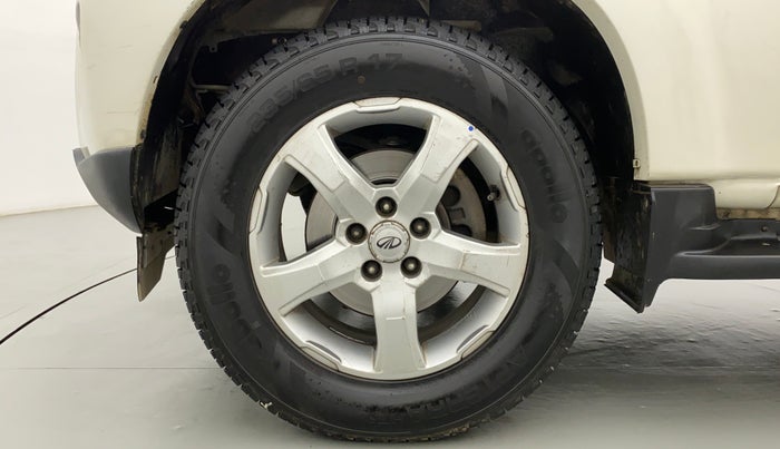 2020 Mahindra Scorpio S11 2WD, Diesel, Manual, 84,500 km, Left Front Wheel