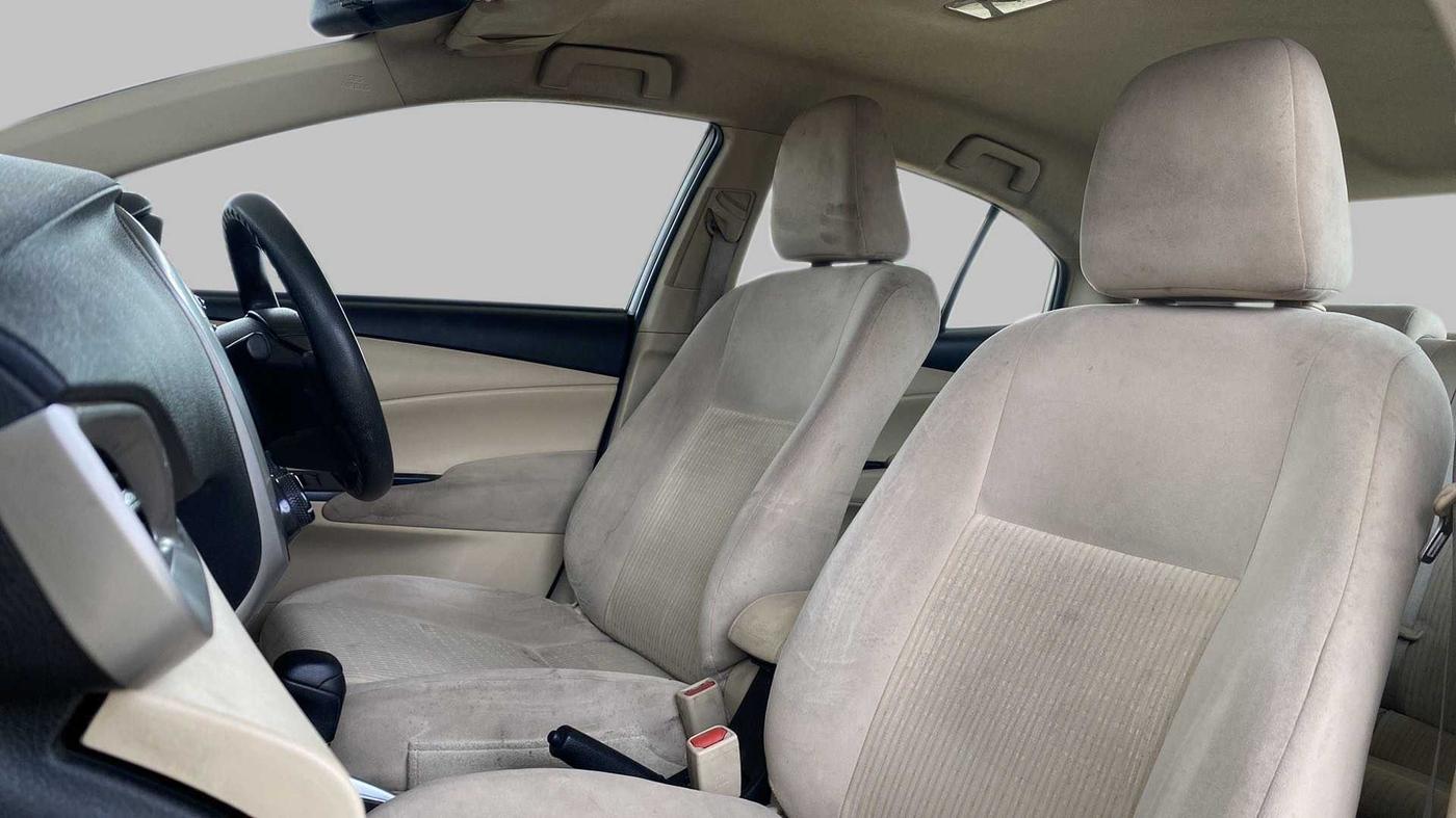 2019 Toyota YARIS J CVT, Petrol, Automatic, 70,328 km, Right Side Front Door Cabin