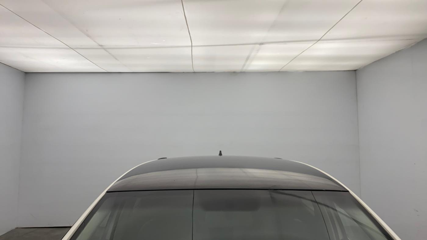2016 Volkswagen Polo COMFORTLINE 1.2L, Petrol, Manual, 77,186 km, Moonroof/ Sunroof